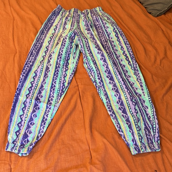 International baggyz L pants - Picture 4 of 4